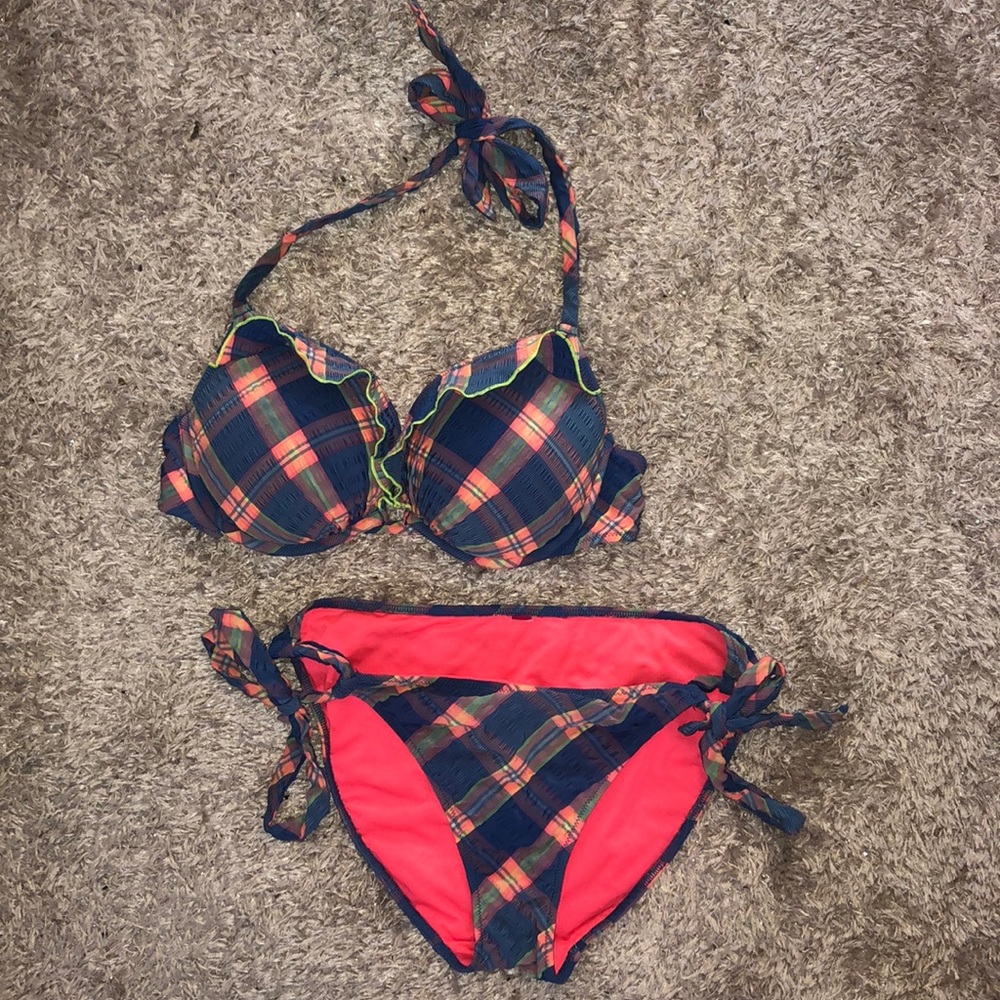 Victoria’s Secret Push-Up Bikini